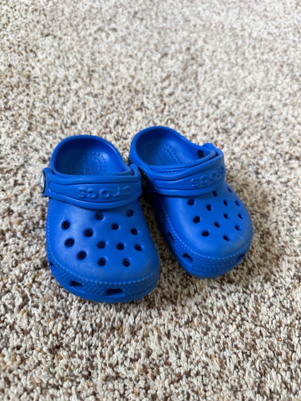 CROCS Kids Classic Clog in Bright Blue